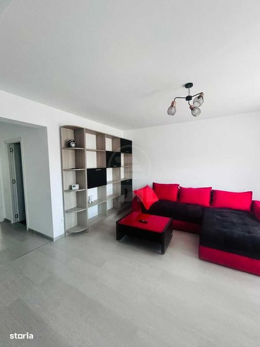 Apartament de 2 camere, semidecomadat, zona Teilor