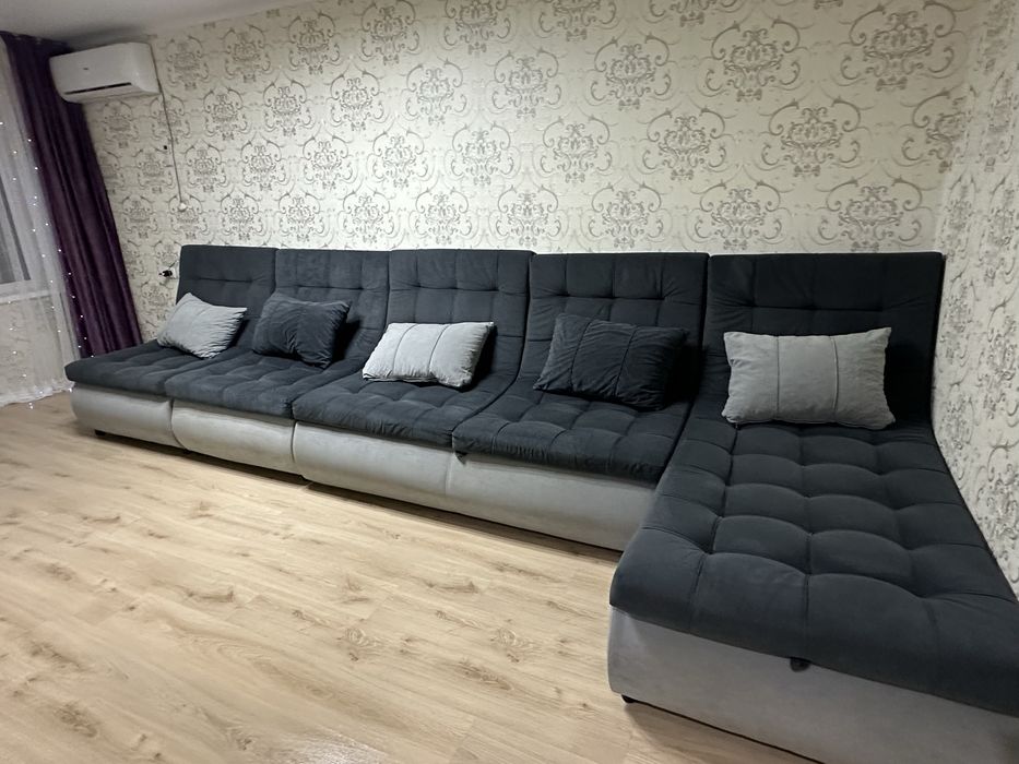 Продам диван угловой