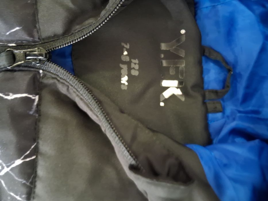 Geaca + vesta copii 30 lei ambele