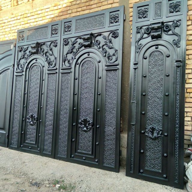 Дарвоза.   ворота.