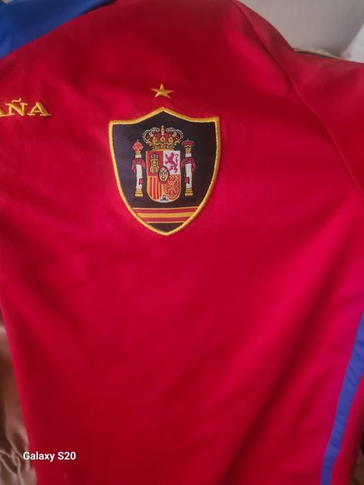 Нова спортна блуза на Еspana INIESTA 6