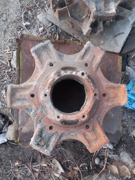 Балку,ось кованную на 2птс4 продам