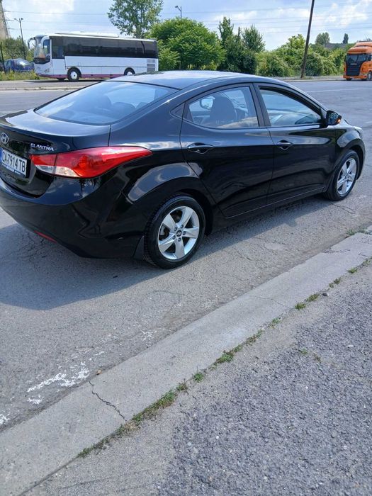 Автомобил продажба