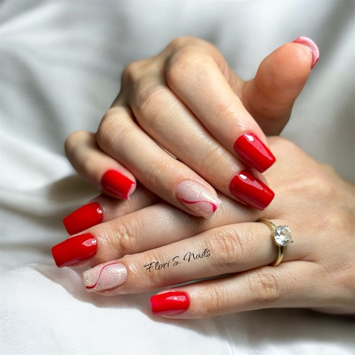 Manichiura /unghii cu gel