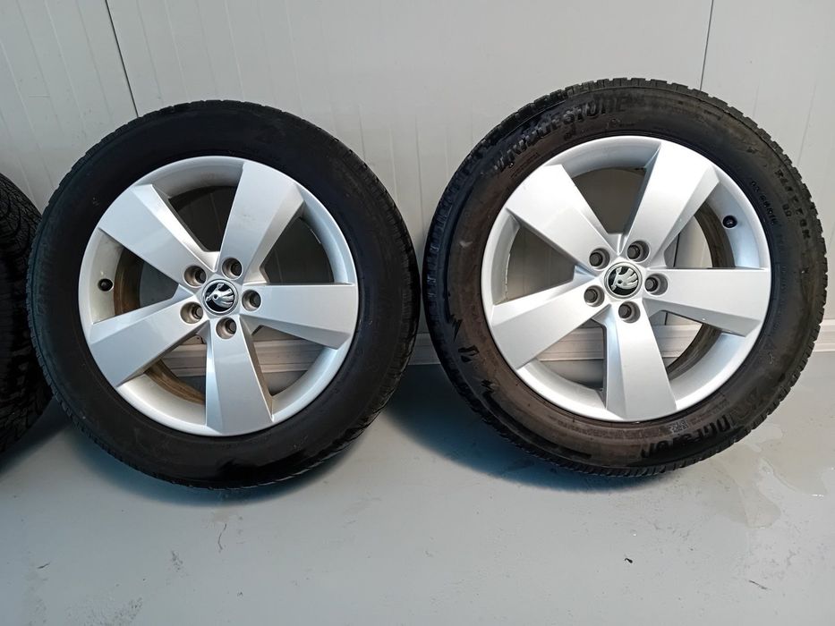 Лети Джанти Skoda 16* 5х100*57.1* 6.0J*ET35+Зимнигуми Bridgestone 195/60/16