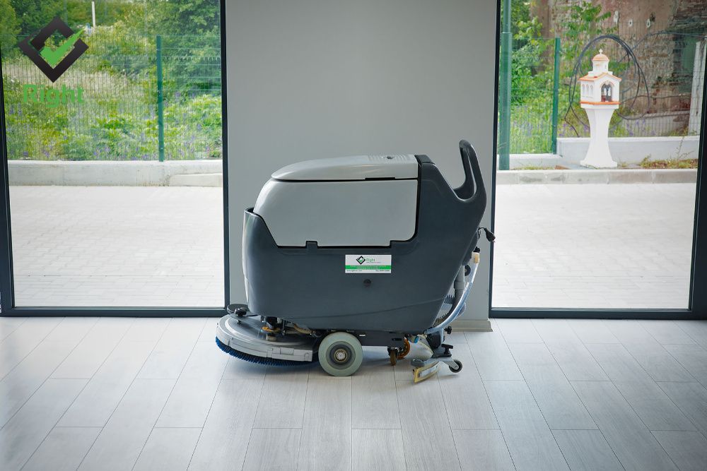 Машина за почистване на под на батерии - Nilfisk BA 531