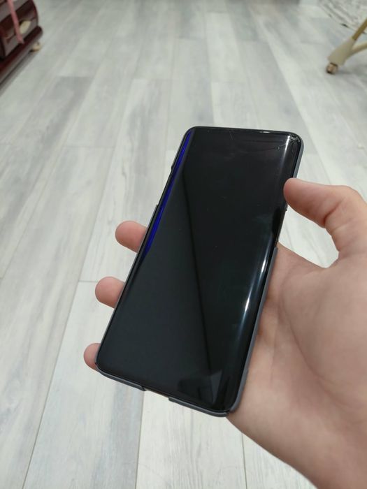 ОБМЕНЯЮ one plus 7 pro 8/256