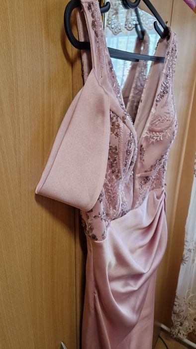 Официална дълга рокля