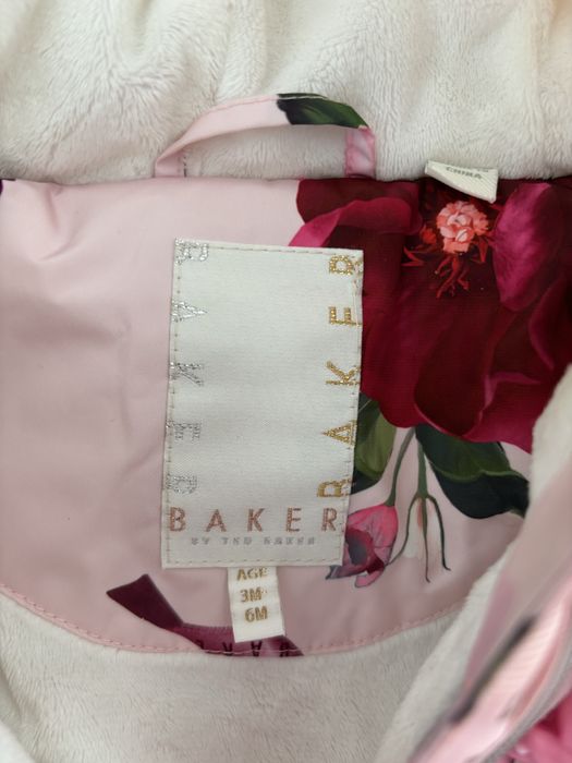 Combinezon / costumas de iarna Ted Baker 3-6 luni