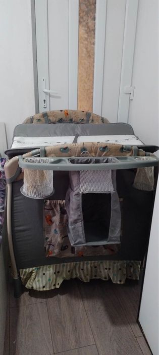 Vând  patut  krausman .