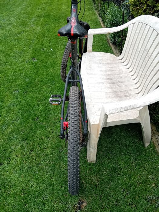 Vând bicicleta ROCKRIDER adusa de doua zile din Germania