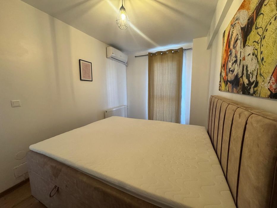 Vând  2 camere Cluj, 47 mp, persoana fizica,, ready to move, două aparate AC, etaj 4 din 6, parcare subterană, mobilat, 149 000, Zona Lombului 2-4