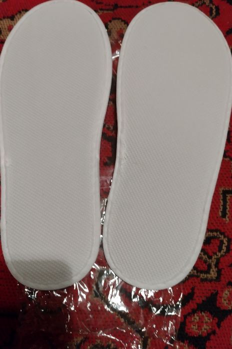 Леки чехли нови универсални