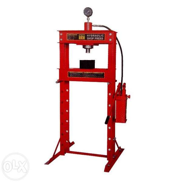 Хидравлична преса 30 тона, SP30D