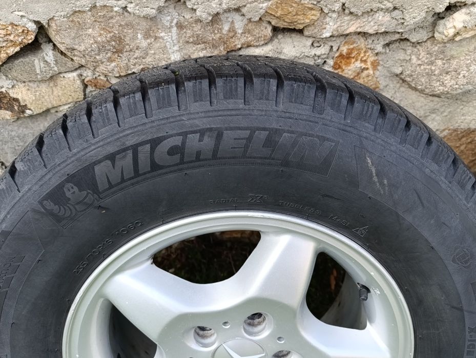Зимни гуми Мишелин 235/70/16