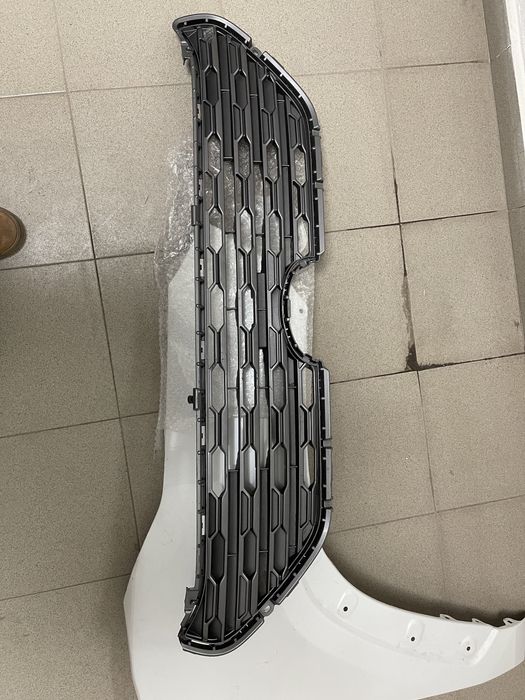 Решетка от тойота Rav 4