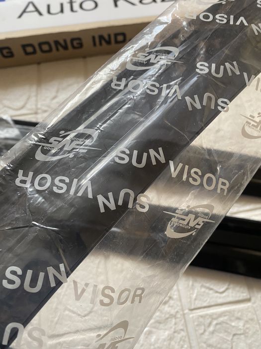 Ветровики на Хундай