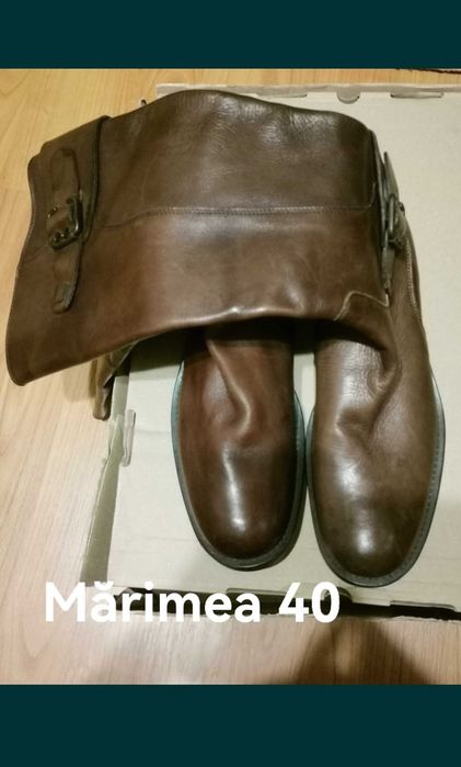 Vând cizme, sunt doar probate