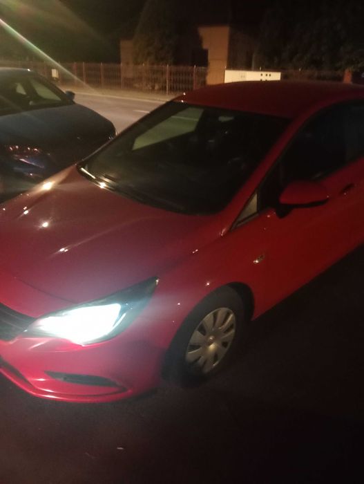 Vând Opel Astra k benzină