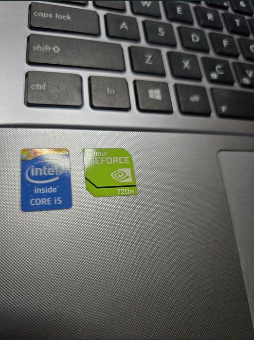 Laptop Asus i5 nvidia 720m