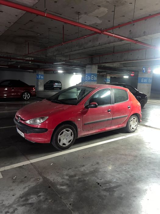 De vanzare Peugeot 206!