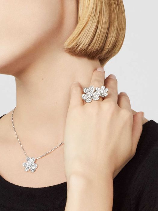 Van Cleef & Arpels VCA Silver Frivole Diamond Clover Дамско Колие