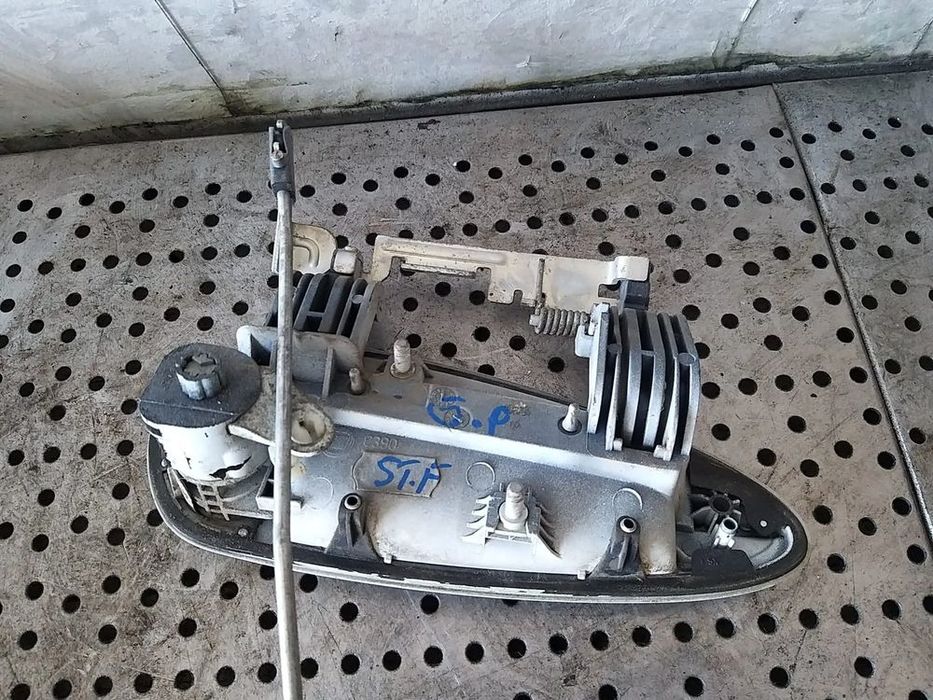 Maner usa stanga fata fiat grande punto 199