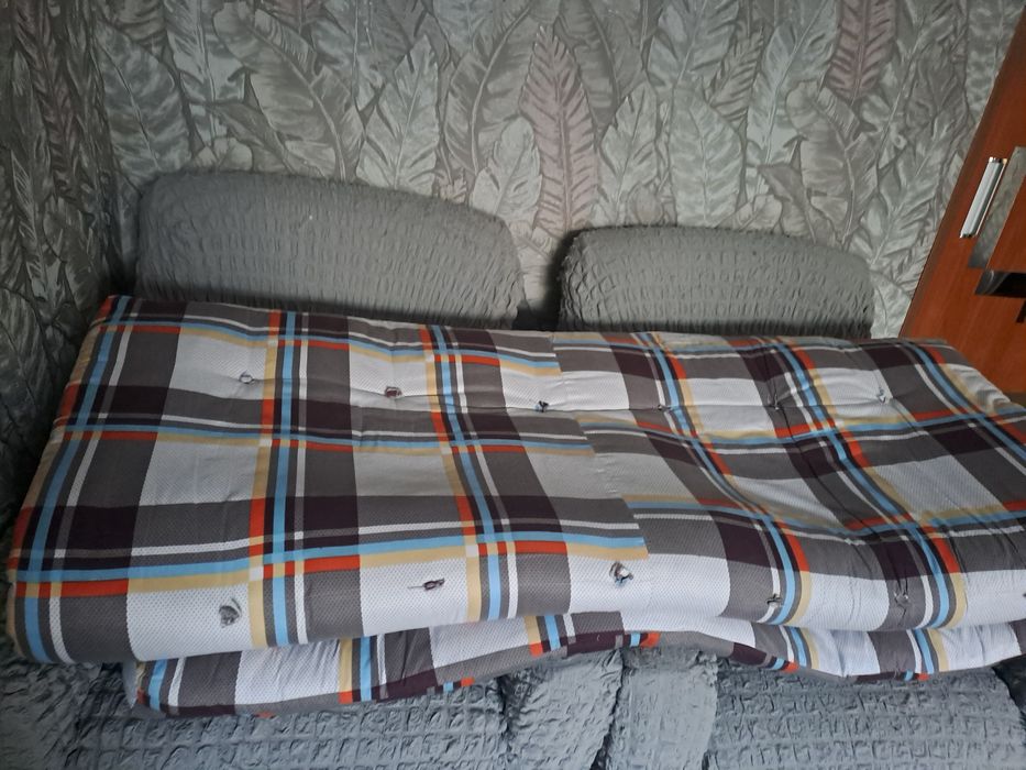 Продам  матрац. 200× 140.в