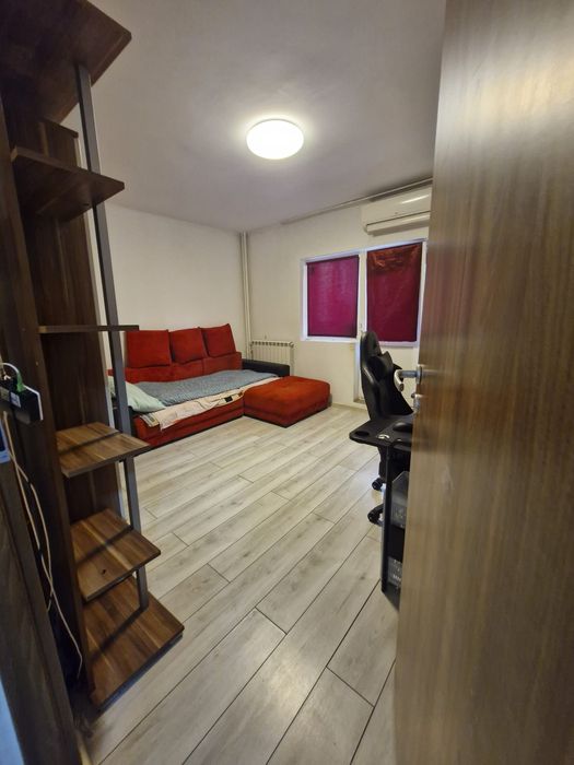 Apartament 3 camere mall vitan