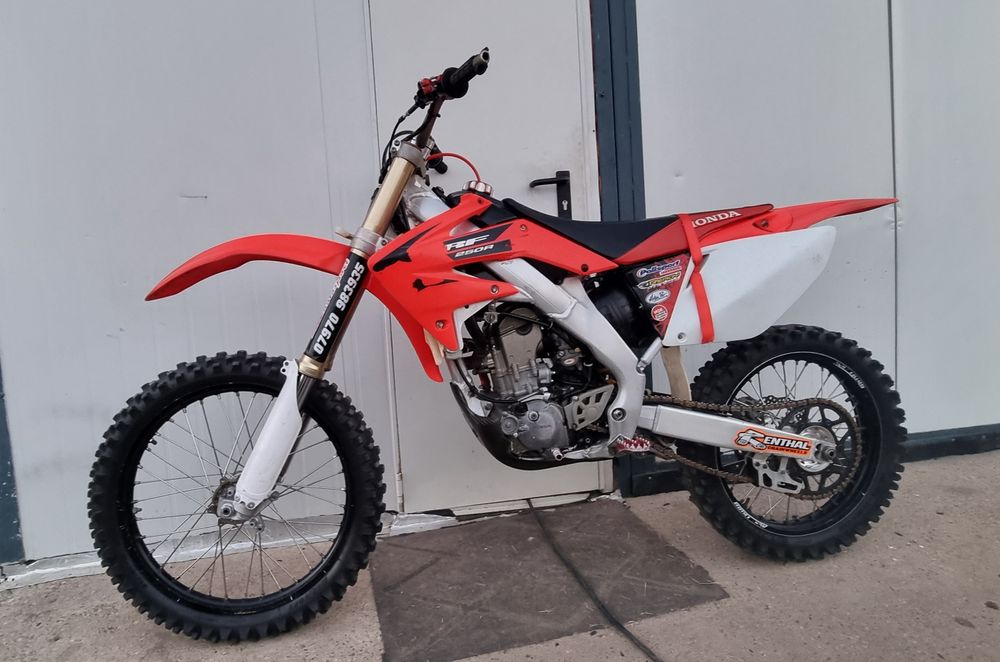 Honda CRF 250R – 4T – Stare foarte bună