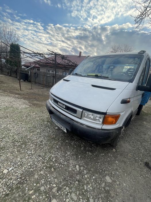 Vând IVECO daily