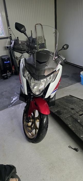 Honda Nc 750 D usor avariata  integra 750 automat functionala