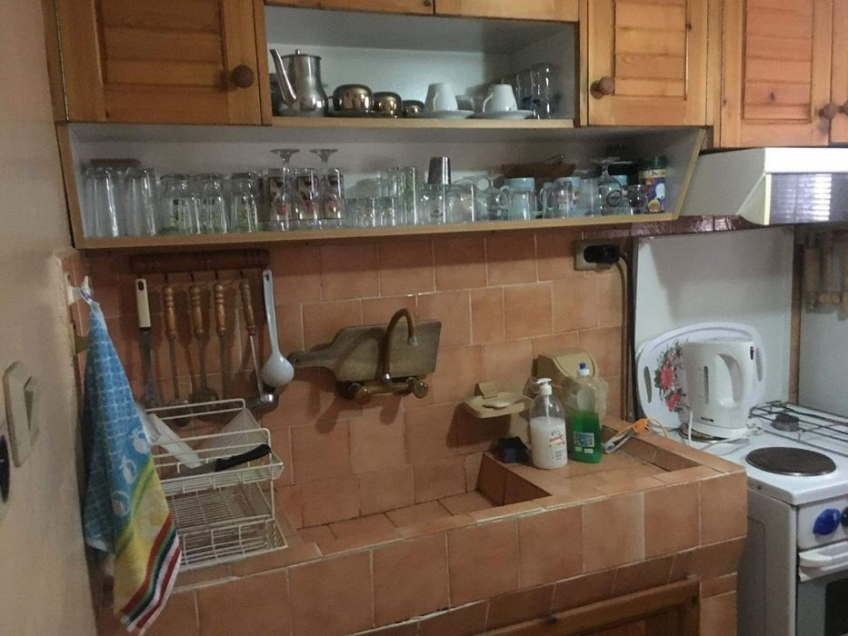 Двуетажна къща .