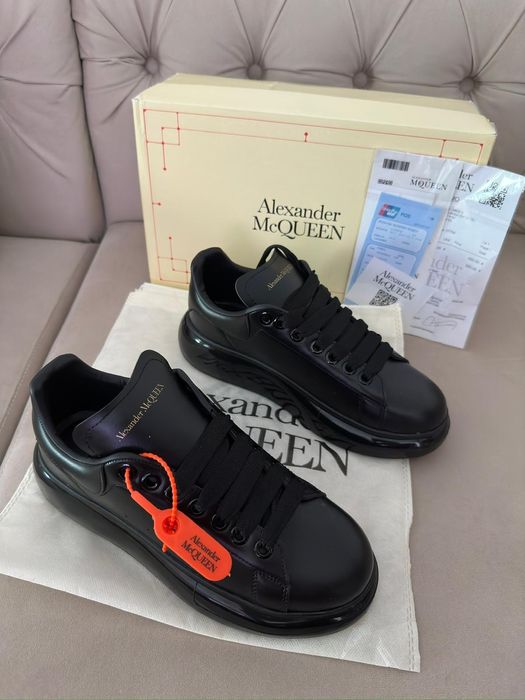 Sneackers premium giuseppe zanotti, alexander mcqueen