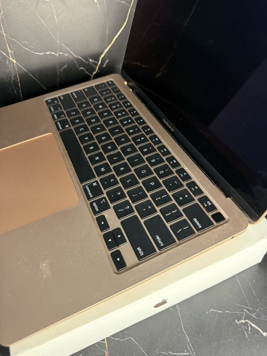 Macbook Air 2020 inch 13/ Макбук эйр 2020