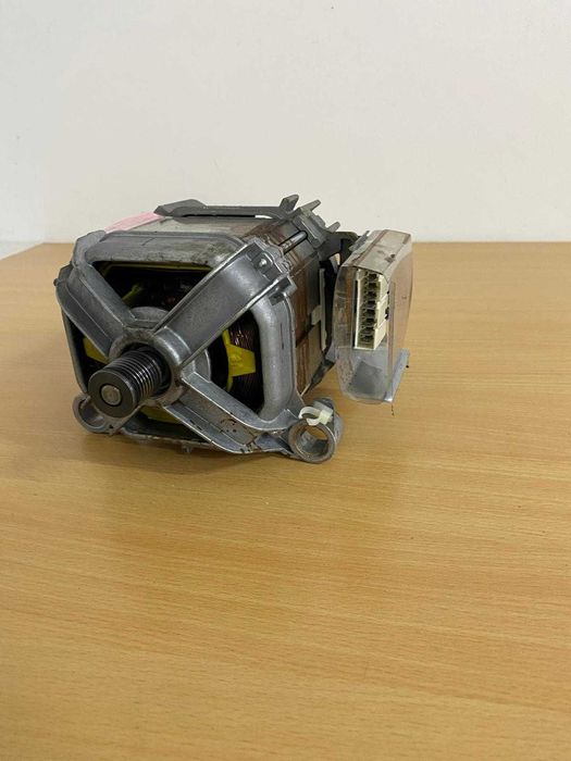 Motor masina de spalat Arctic-Beko Arcelik 2834670100, 10 pini