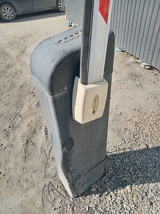 Шлагбаум электрический