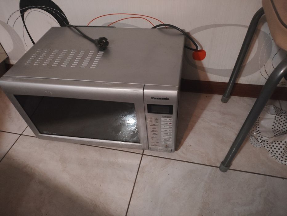 Микроволновая печь