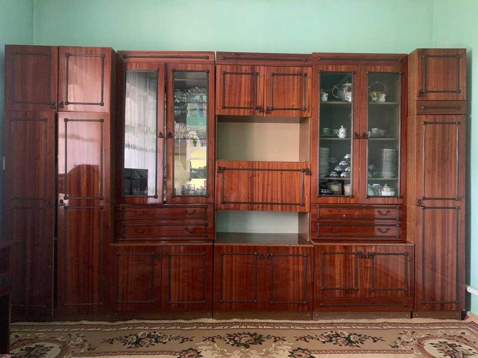 Стенка полированная Альбина