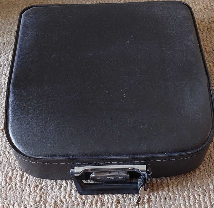 Българска пишеща машина "Марица 11"