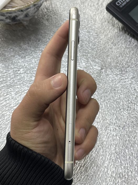 Iphone 11 64/72 beli