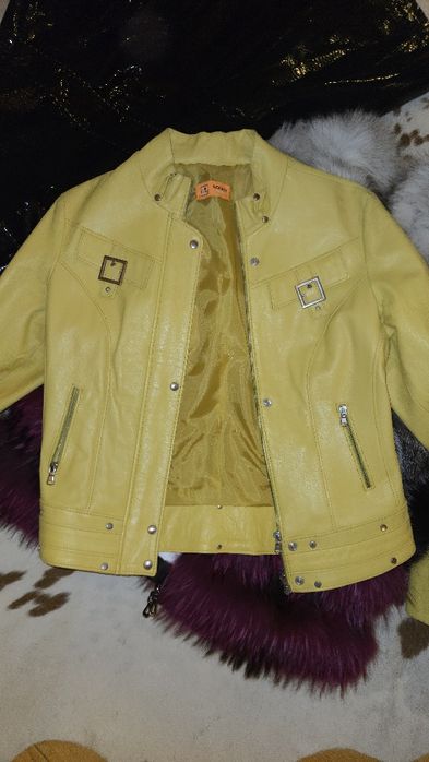 Елеци и палта естествена кожа и косъм