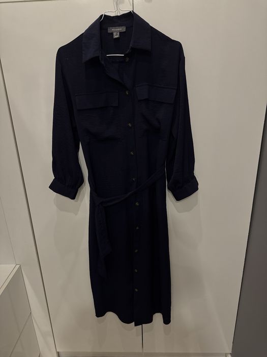 Платье-рубашка Primark миди на пуговицах