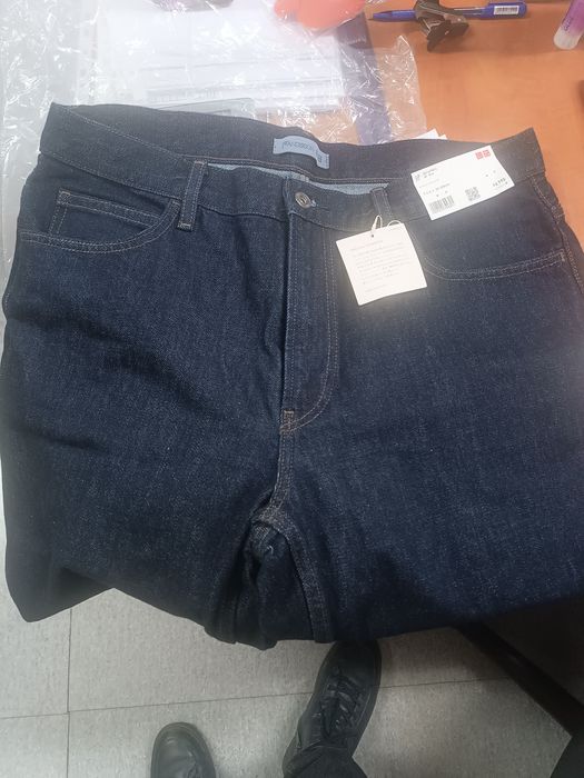 Джинсы хорошего качества Uniclo