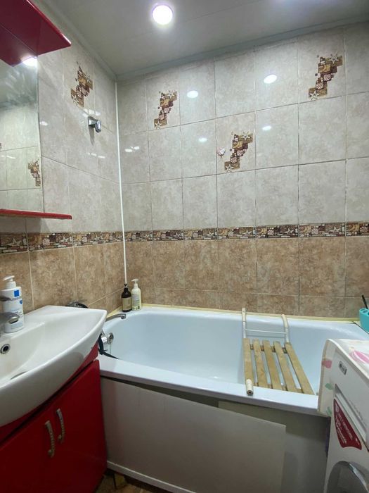 4 комн квартира около Авиценны