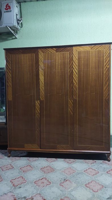 болгарский спальный гарнитур