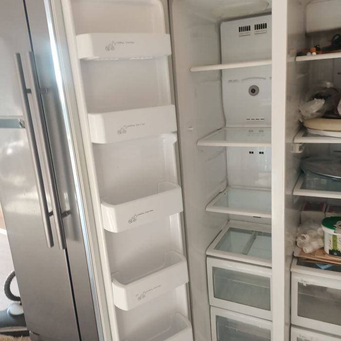 Продаю холодильник