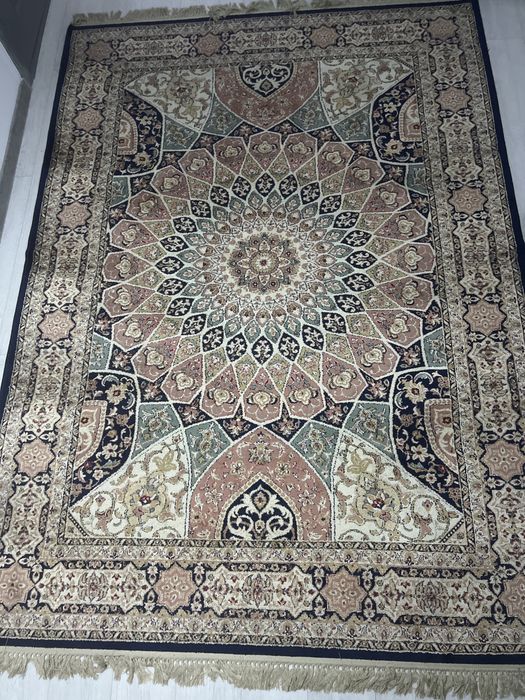 Продается ковер. 3*2 метра. 10000тг