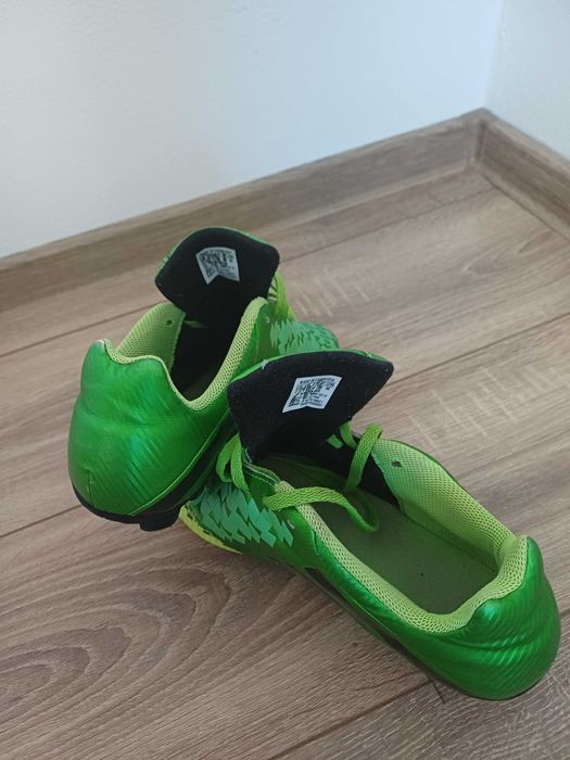 Ghete de fotbal Adidas