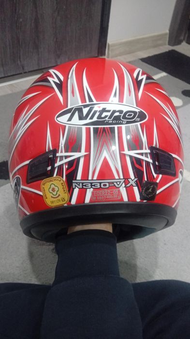 Каска Nitro racing